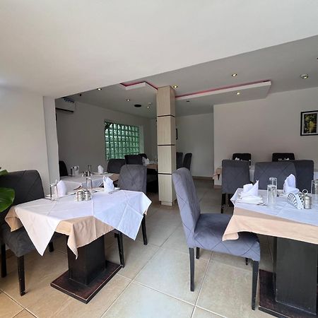 Blackwood Hotels Ikeja Dış mekan fotoğraf