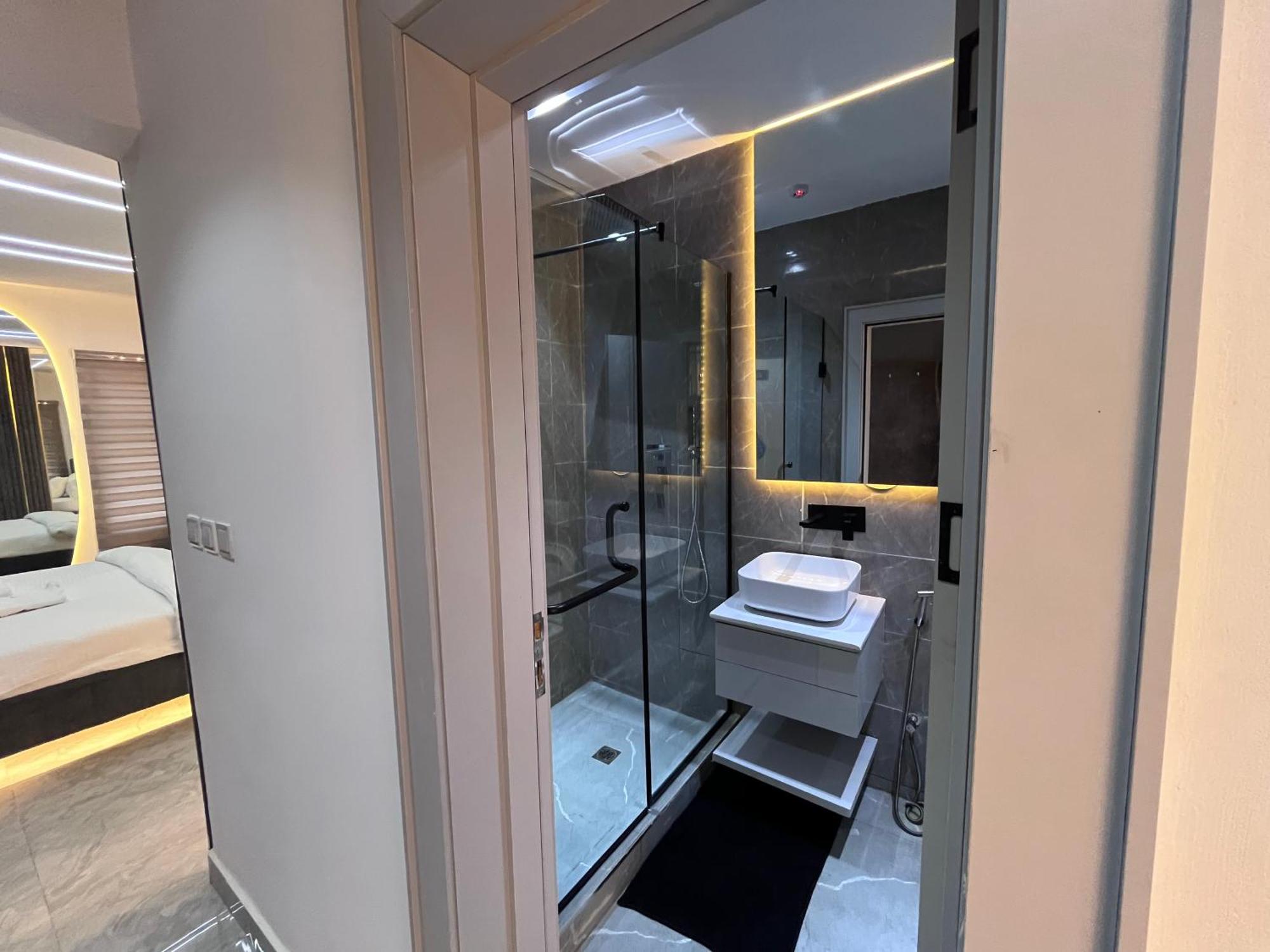 Blackwood Hotels Ikeja Dış mekan fotoğraf